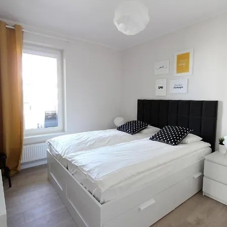 Apartament Ustronie Plaza Apartment *